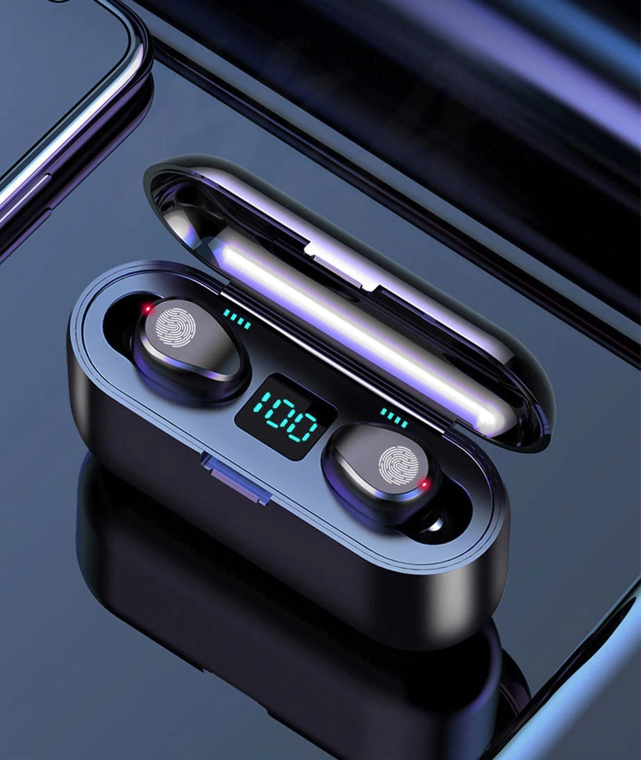 Multifunctional Bluetooth earphone